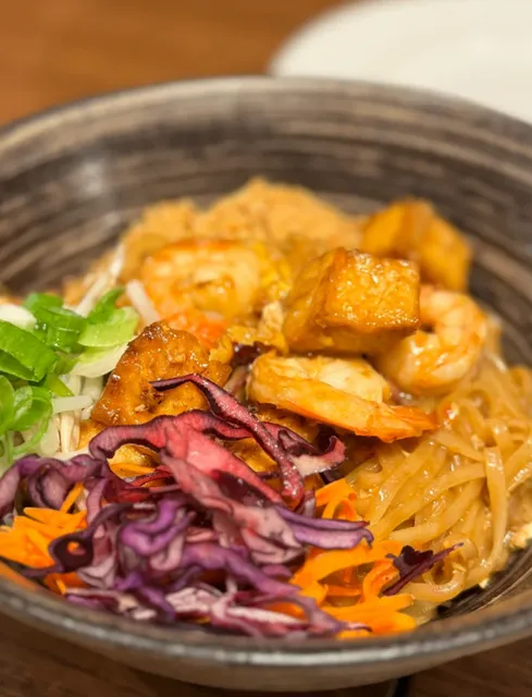 Dining in Kelowna｜An Authentic Thai Culinary Escape