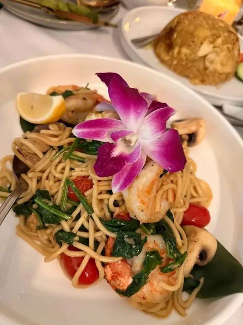 Atlanta｜Charming Thai Meal at Thai Candle Seafood & Bar 🍽️