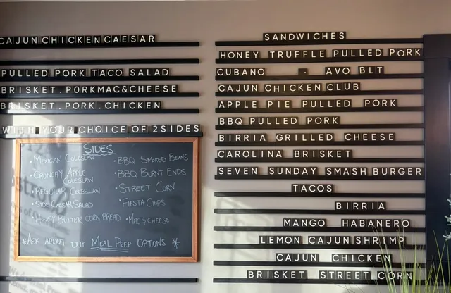 【Foodie Adventure】Saskatoon's Best BBQ Spot! 🇨🇦