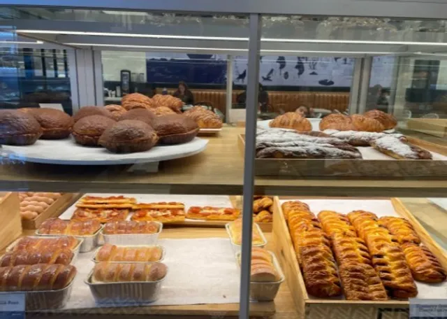 Blueberry Yogurt Cake Slice|A Sweet & Tangy Delight at Paris Baguette