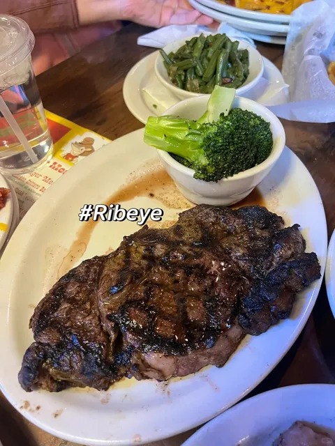 Must-Try in the US｜Huge & Affordable Steakhouse! 🥩
