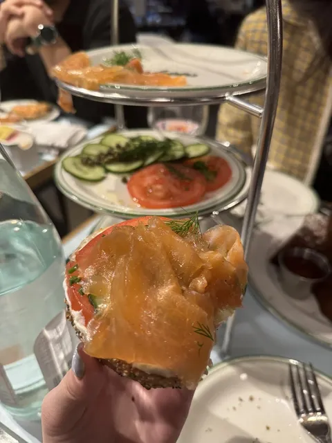 What to Eat in NYC as a Student 34/100 😋 Popular Brunch Spot in Soho