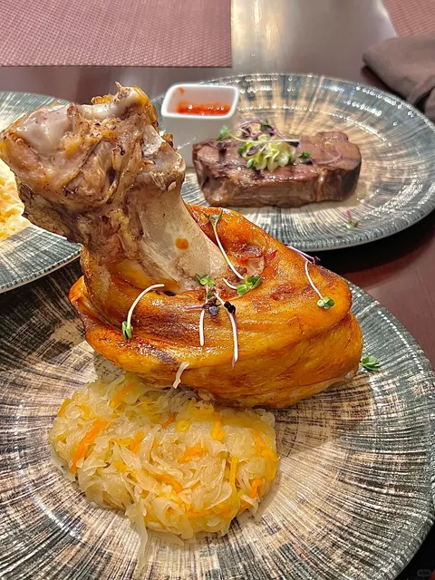 🌆 Kazan on a Budget: Dine Like a King for 300₽! 🦌