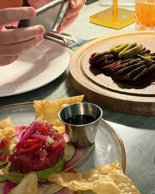 Detroit's sexy drunk steakhouse 🫦