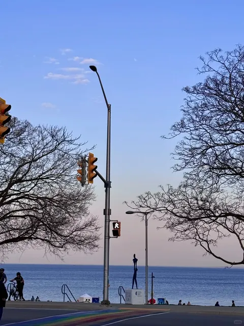 Burlington Town Sunset Walk💜 + Restaurant Warning ⚠️