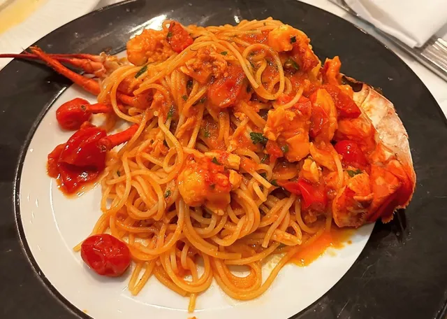 The Lobster Spaghetti You Simply Can’t Miss When Shopping at Harrods!