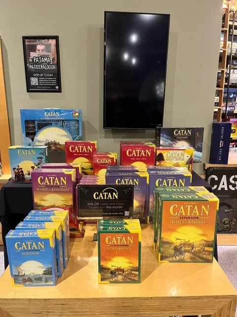 Free Tabletop Gaming in Seattle at Mox Boarding House