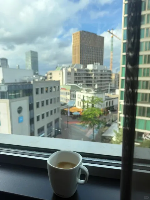 Quick Stop in Eindhoven, Then Homeward Bound ✈️🇳🇱