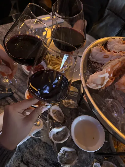 Boston | 🍽️ A Restaurant with Atmosphere Hidden in Prudential 🧡