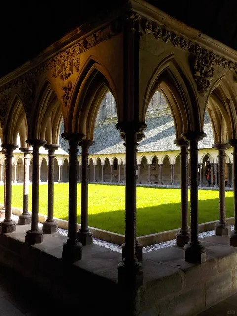 Mont Saint-Michel, the Fairytale Castle of Your Dreams 🏰✨