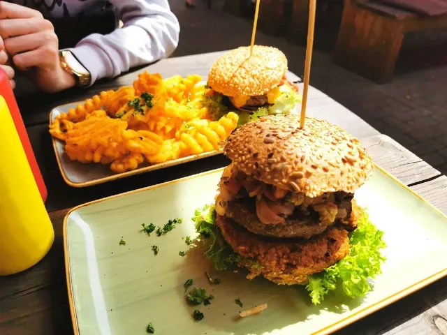 🇩🇪 Bochum | Burger Lovers, This One's for You! 🍔