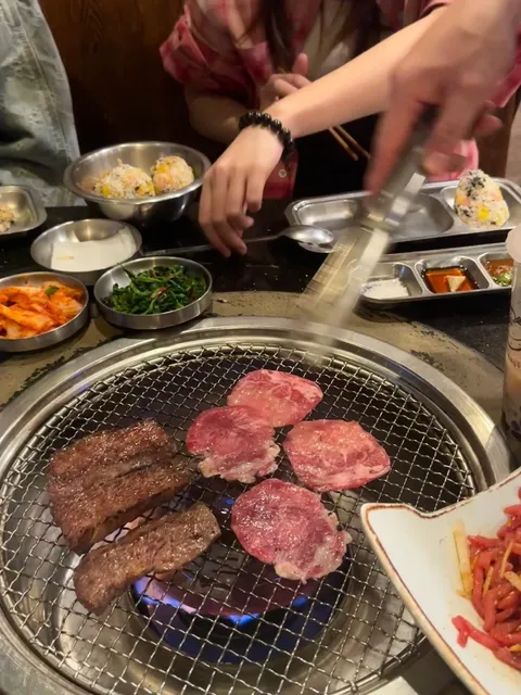 LA’s Late-Night Spot: Grilled Beef Intestines Are Everything! 🐄🔥
