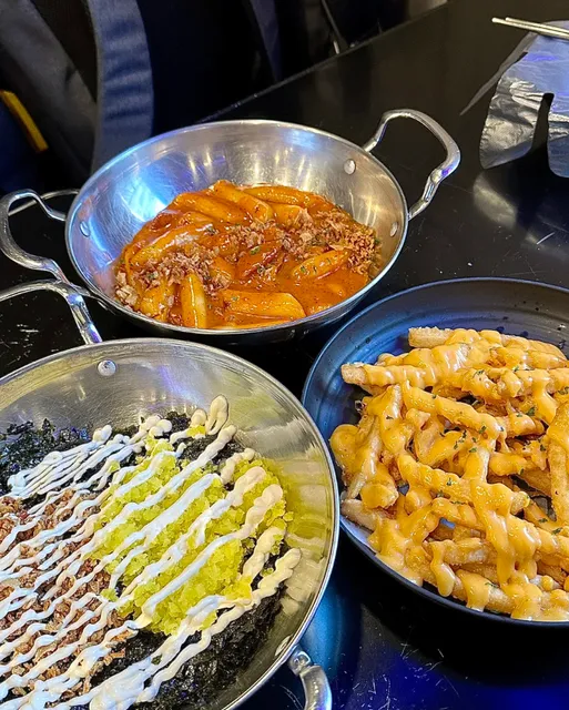 ​​Toronto’s Best Budget Korean Eats | Woojoo Bunsik 💥