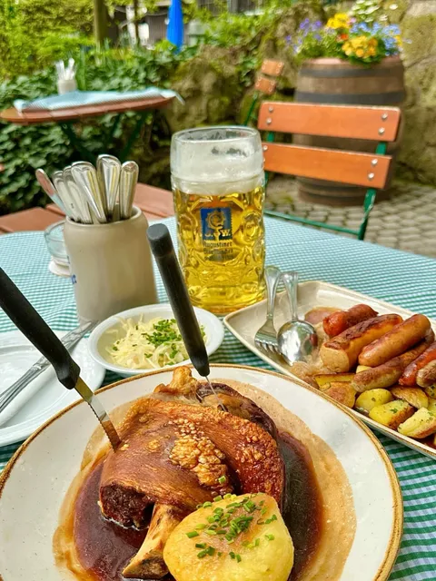 ​​Munich & Berlin Pork Knuckle Guide​​ 🍖🍺