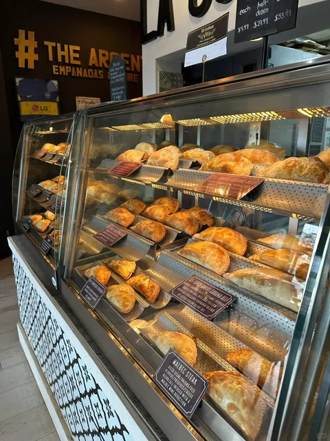 🍽️ Food Guide for Your Colorado Ski Trip! 🏂⛷️