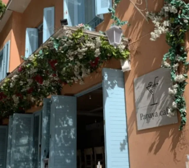 Papaya Cafe in Sao Paulo