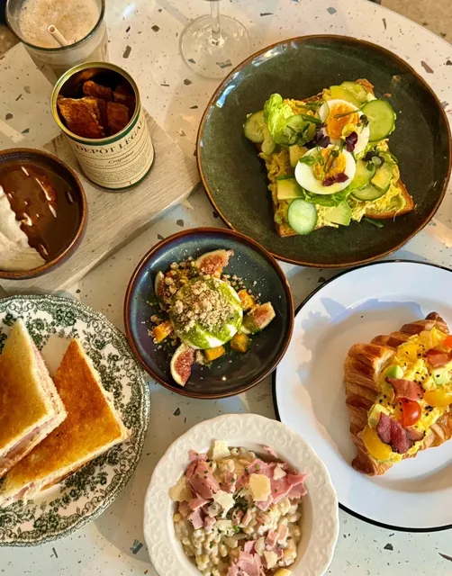 Paris' Most Instagrammable Brunch Spot - Dépot Légal 🥐✨  