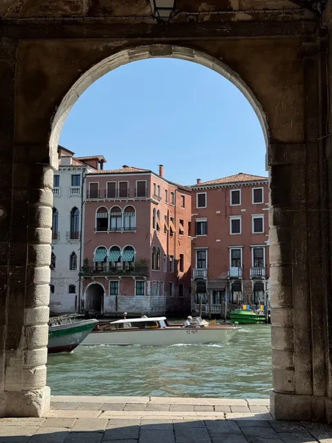  Experience the True Venice in the Early Morning and Late Night