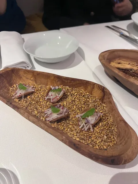 A Parisian Michelin one-star with a touch of warmth 🌟