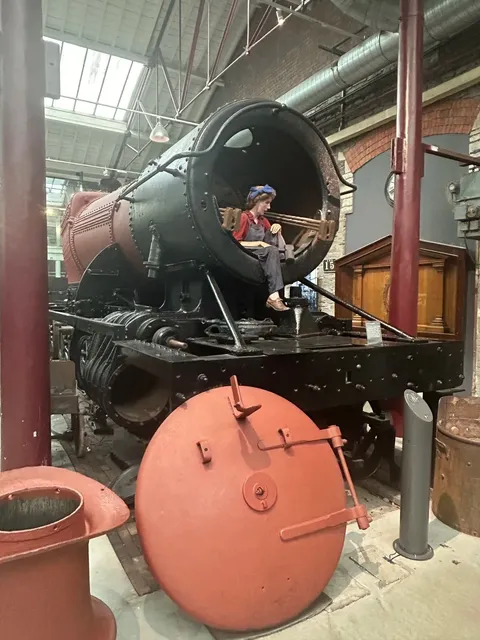 🇬🇧 Day Trip from Southampton: Swindon Adventure!