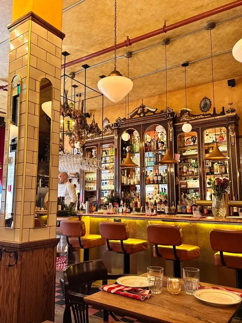 🍝 Café Miracolo | Montreal’s Italian Hidden Gem! 🇮🇹✨  