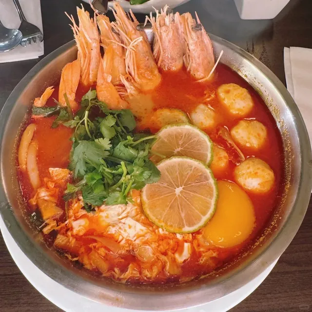 Halifax | Authentic Thai Cuisine in Bedford 🇹🇭✨