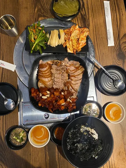 Atl Korean - Best Jokbal (Braised Pork Trotters) 🐖👑