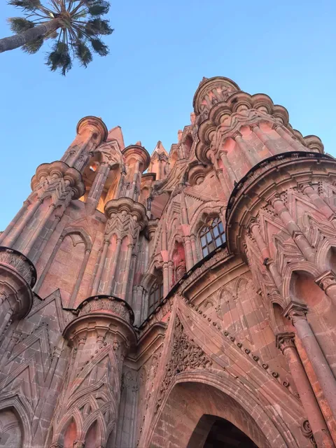 The Parish Church of San Miguel Arcángel 🏰😍
