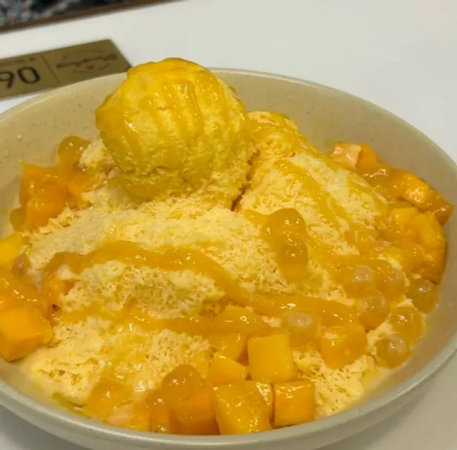 🍧 Mango Mango - Squirrel Hill: A Sweet Tropical Getaway in Pittsburgh
