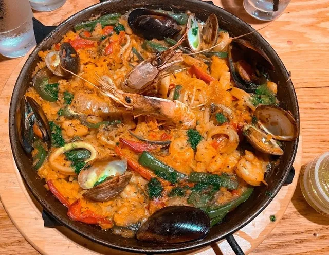 El Carajo: A Surprising Spanish Culinary Gem!
