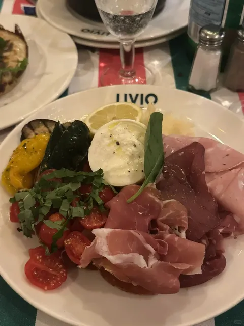 Paris Italian Dining | A 💯 Truffle Pizza!! 🍕💯