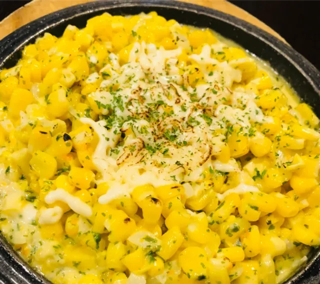 A Korean restaurant specializing in fried chicken