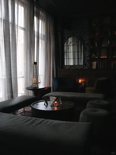 New York K-Town's Luxurious Speakeasy Bar 🌟