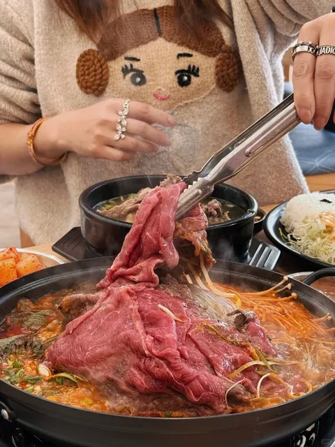 Authentic Korean Beef Hot Pot Right in Arcadia! 🍲🇰🇷
