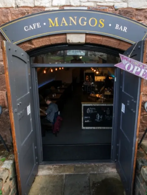 Exeter Food Hunt | Mango's: A Riverside Brunch Nook