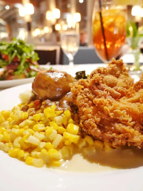 Charleston Food Adventure | Southern Comfort: Carbs & Fat Celebration 