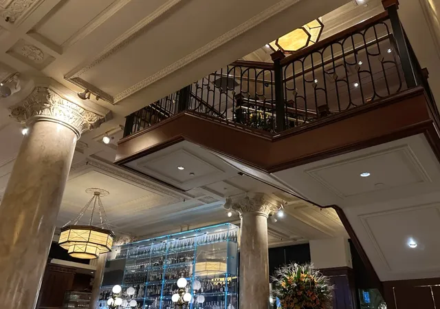 Exploring Boston's Famous Steakhouse｜Grill 23 & Bar 🥩