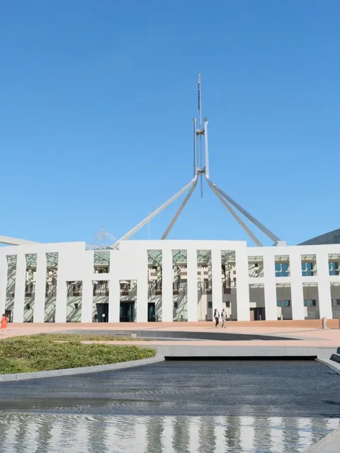 Canberra & Pebbly Beach | 3-Day 2-Night Itinerary 🦘