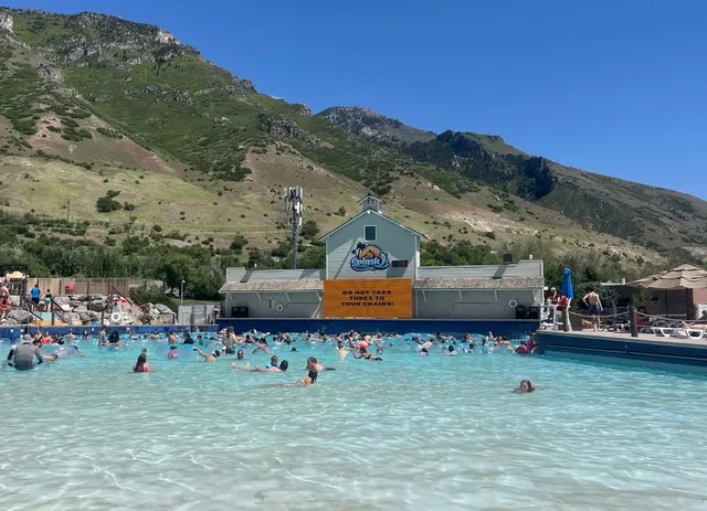 Salt Lake City Summer Fun—Splash Summit Waterpark 💦🎢  