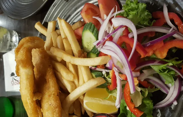 Del Giorno’s Cafe – Lincoln’s Cozy Italian Hideaway for Fresh Pasta & 