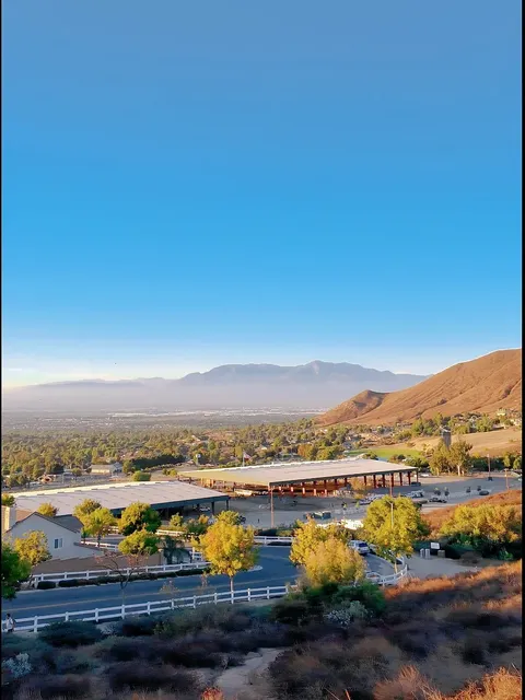 Ultimate Guide to Hiking Pumpkin Rock 🎃