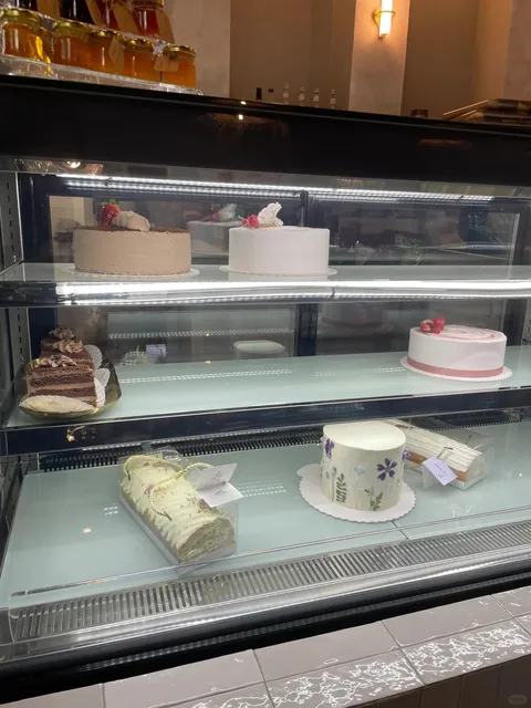 Atlanta | Cozy Persian-Style Café & Bakery