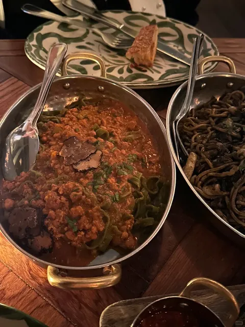 NYC's Divine Pasta Spot Near Fifth Avenue 🍝✨