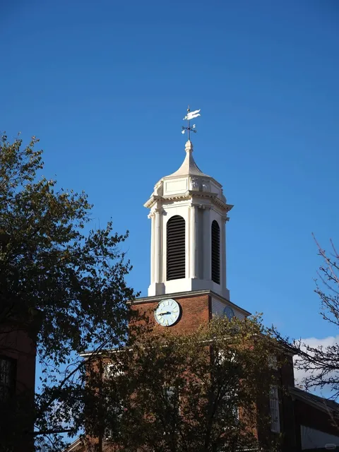 Boston 🍀 Beacon Hill: Where History Meets Holiday Magic