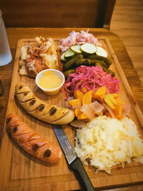 🍖 Madison Food Adventure: Prost! 🍻