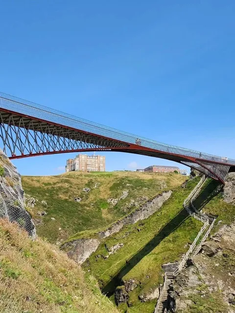 ​​🇬🇧 Tintagel Castle: Where Arthurian Legends Meet Atlantic Fury ⚔️