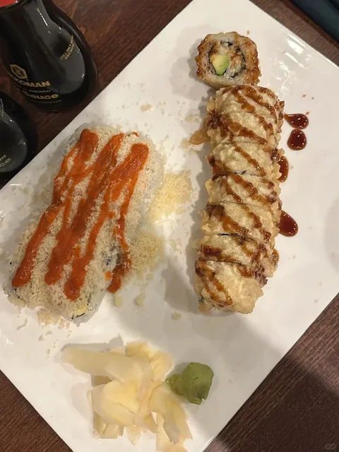 Solid American-Style Japanese Fare 🥢🍣
