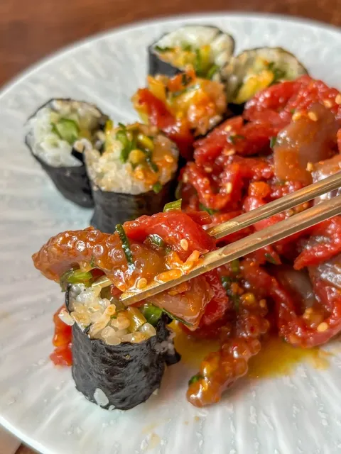 🇨🇦 A New Retro-Themed Korean Bistro Just Opened on Sheppard!