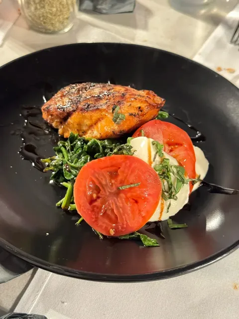 I officially declare this the BEST restaurant in Tampa! 🏆