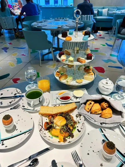 New York | Tiffany Café: A Fairy-Tale Breakfast at Tiffany's 🌟